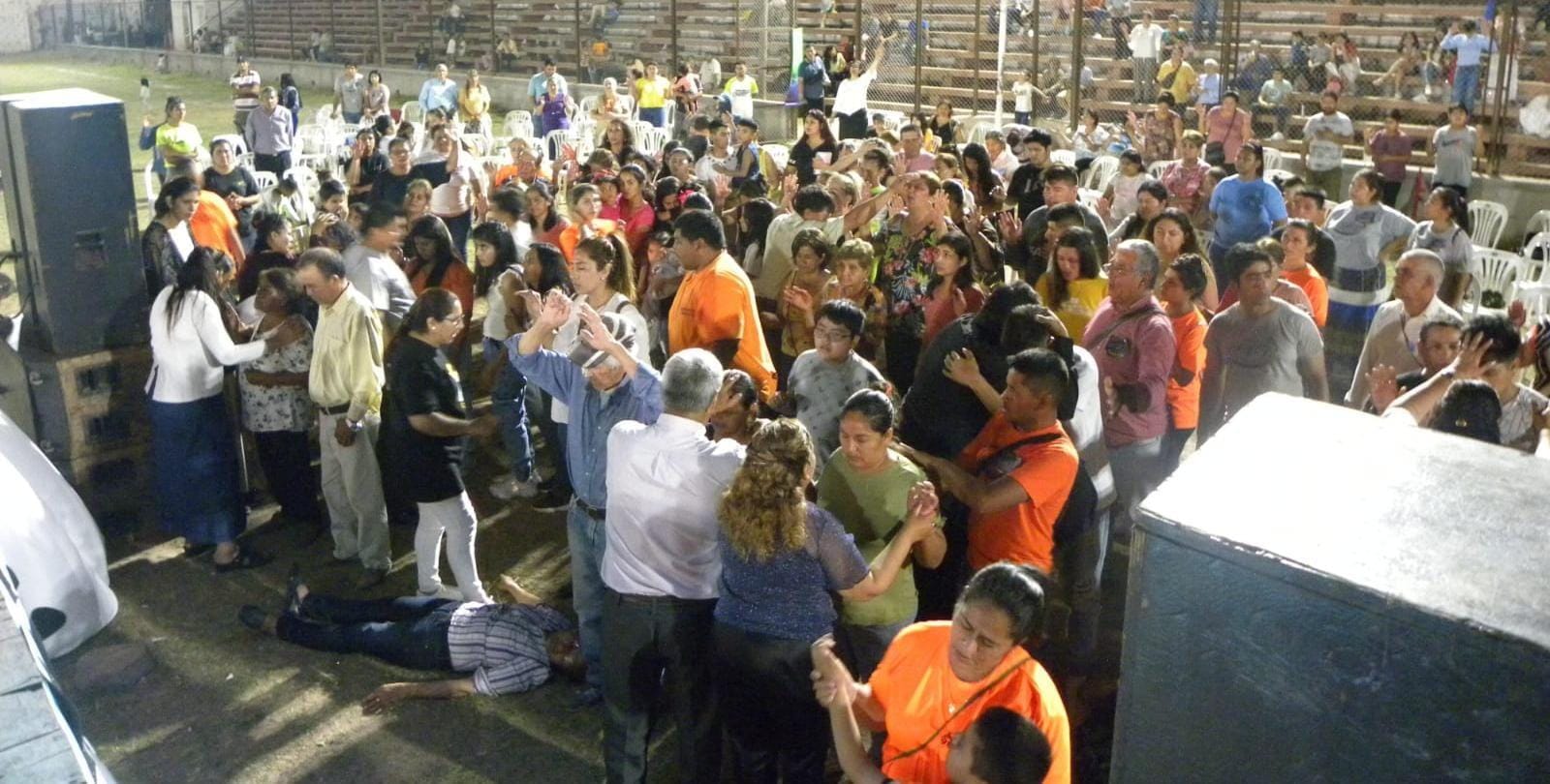 Actividad del Ministerio Respuestas de Fe y Esperanza para las Naciones - nueva foto 1